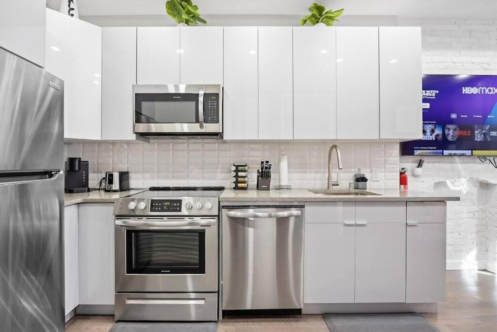 Swj 2Nd - Times Sq, Brooklyn Bridge, Lga In 15 Min Apartment New York City Exterior photo
